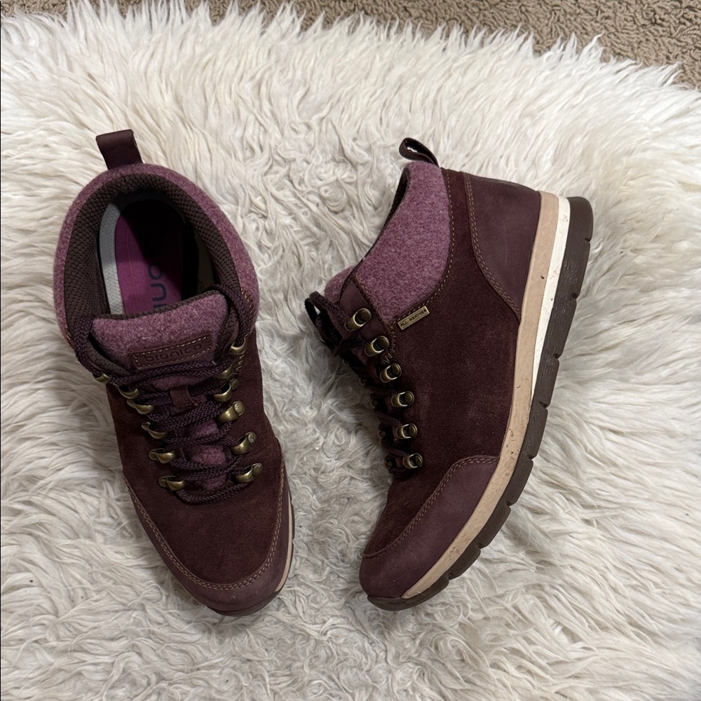 Bionica sz 8.5 maroon Tierra all weather low top wool hiking‎ boots women's